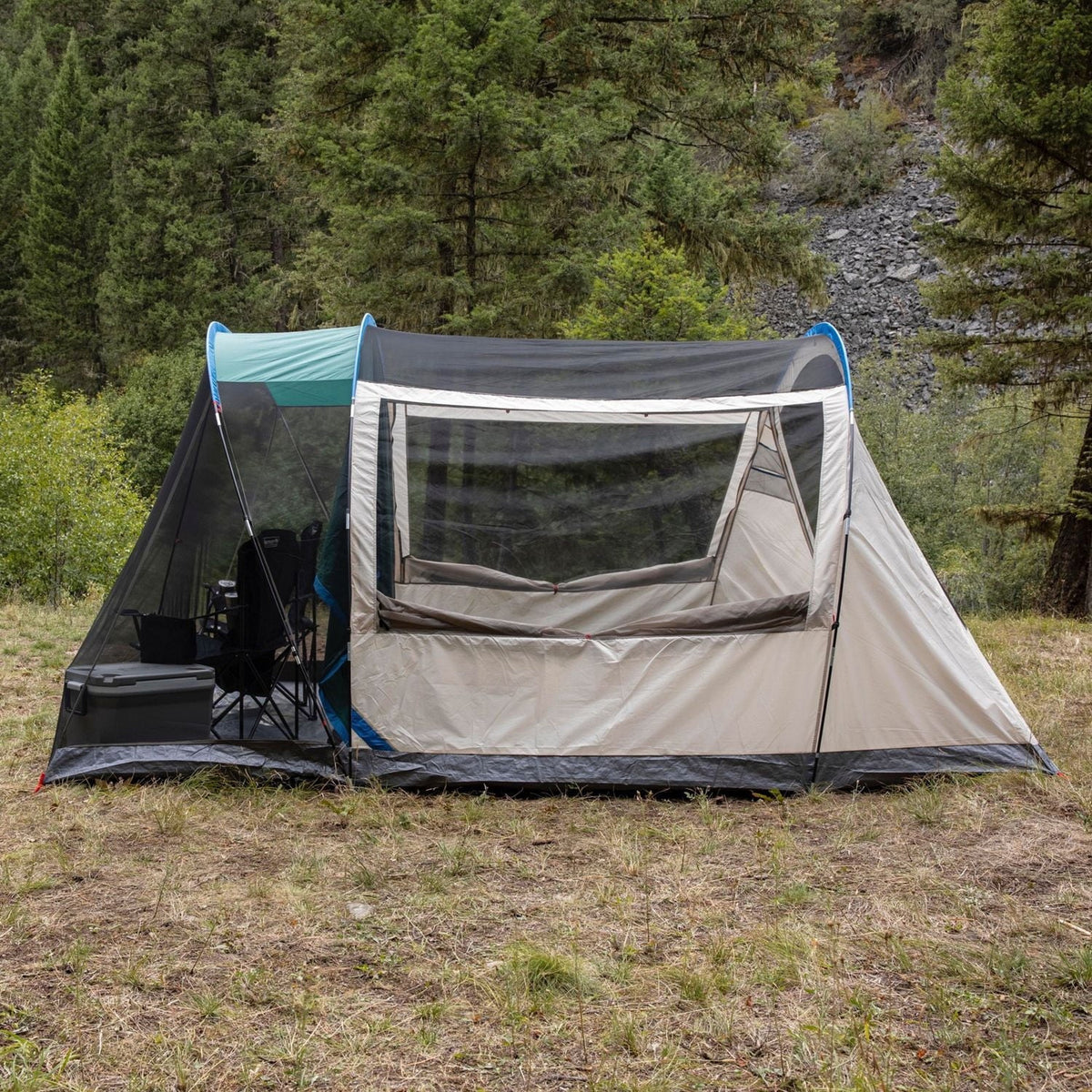4 Person Cabin Tent with Screened Porch, 2 Rooms, Green M986