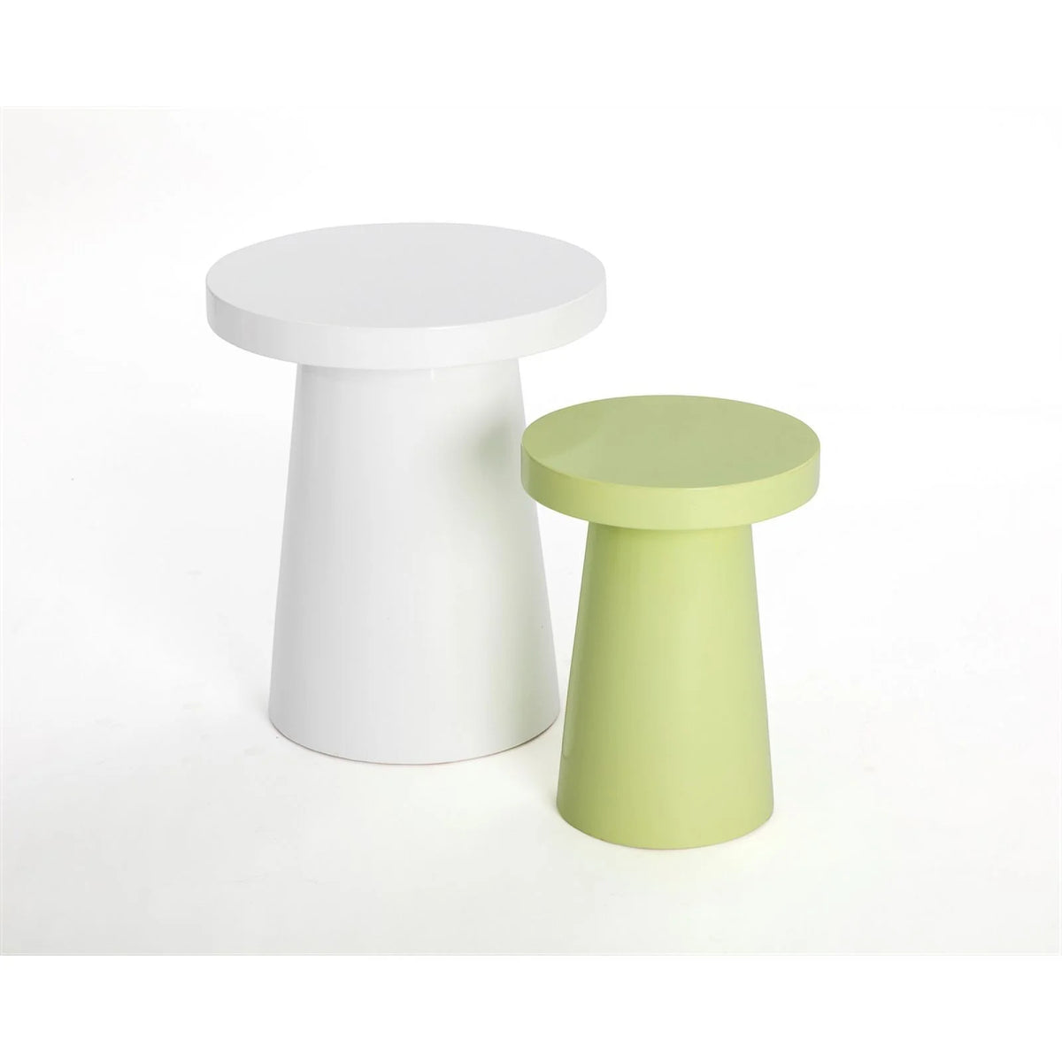 White Concrete End Table U313837