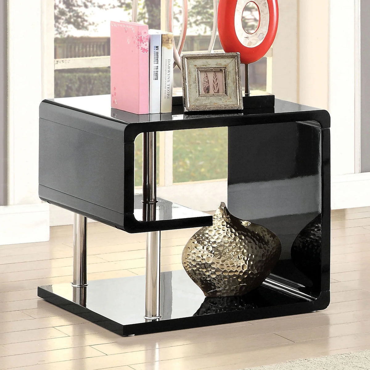 Black and Chrome Metal End Table V12605