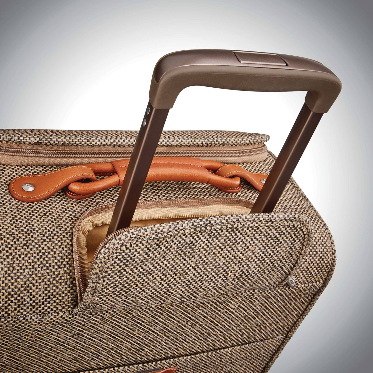 Underseat Carry on Spinner H627