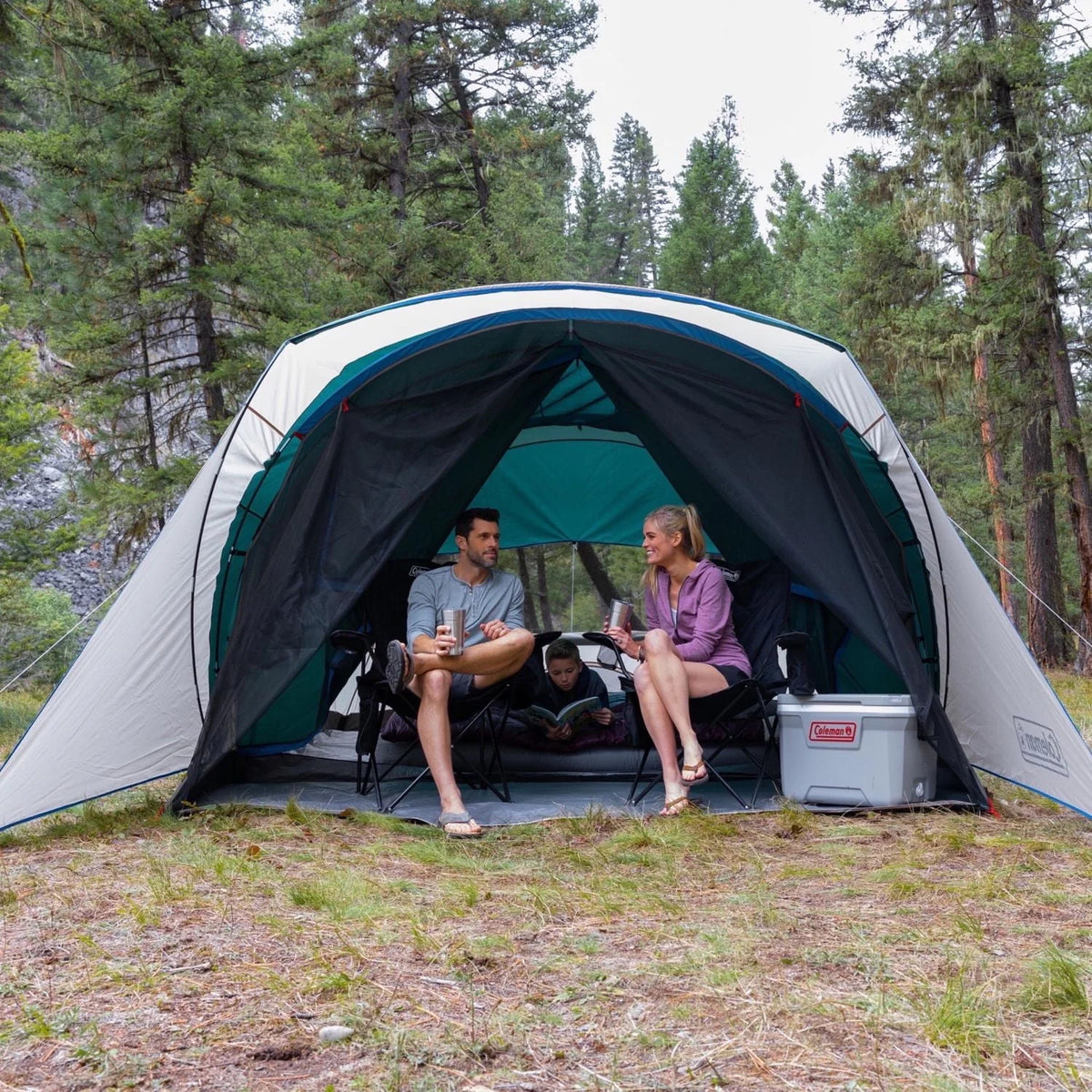 4 Person Cabin Tent with Screened Porch, 2 Rooms, Green M986