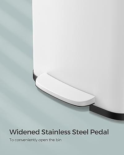 Stainless Steel Kitchen Trash Can with Step-on Pedal P4813
