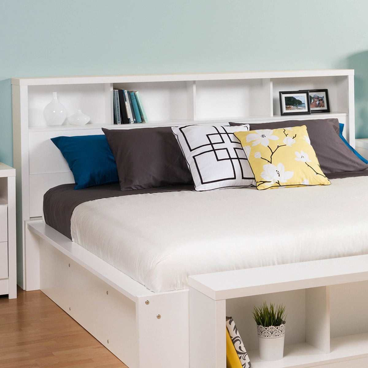 White Double/Queen Headboard C4411