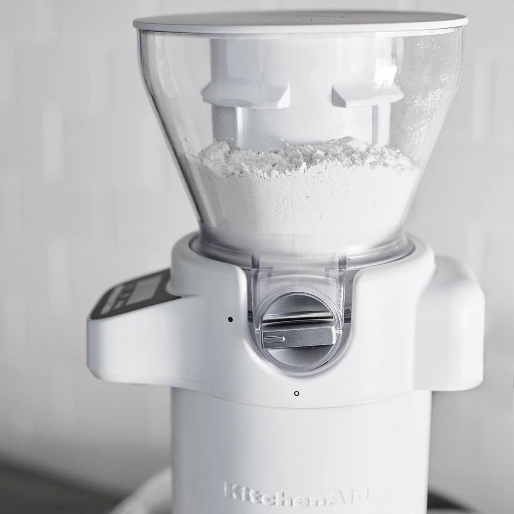 Sifter and Scale Attachment Bundle White B737