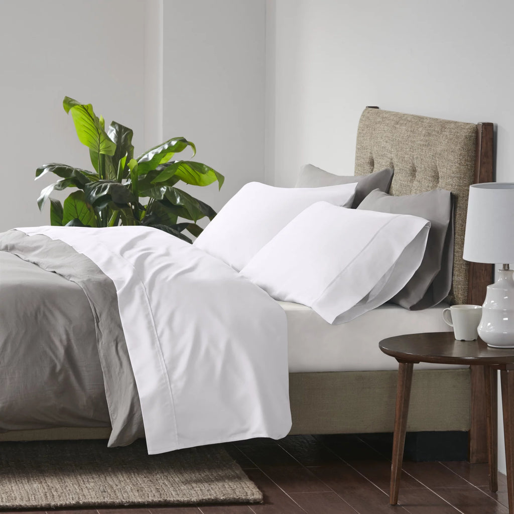 White 600 Thread Count Cotton Blend 4 PC Queen Sheet Set G821928