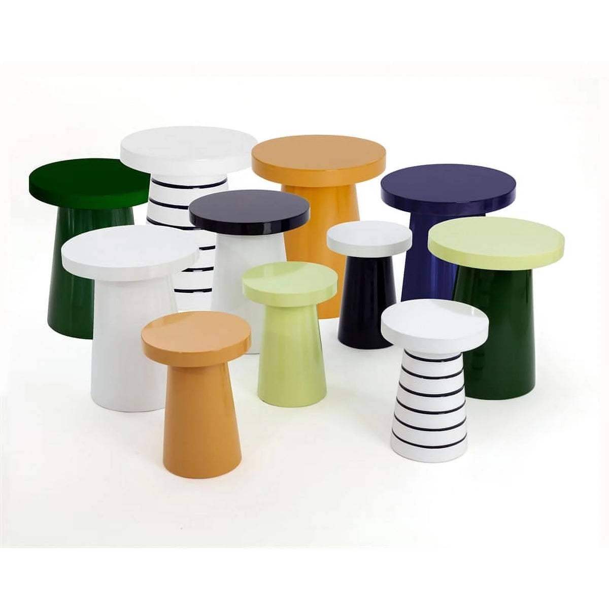 White Concrete End Table U313837