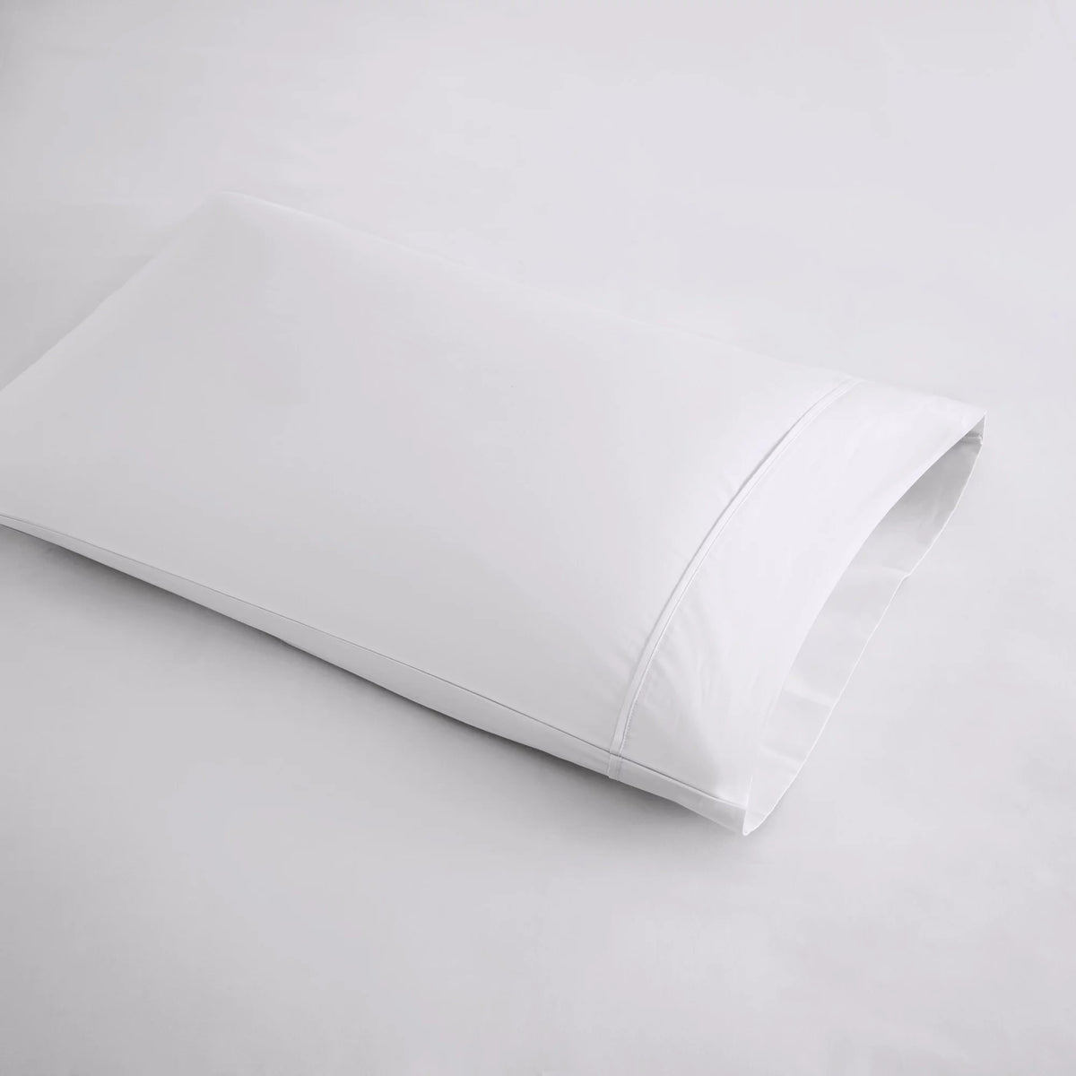 White 600 Thread Count Cotton Blend 4 PC Queen Sheet Set G821928